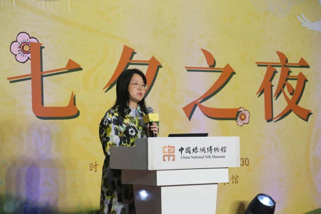 文创新品发布 观众直呼要预约明年门票！AG真人网站国丝之夜丨国风七夕之夜+(图2)